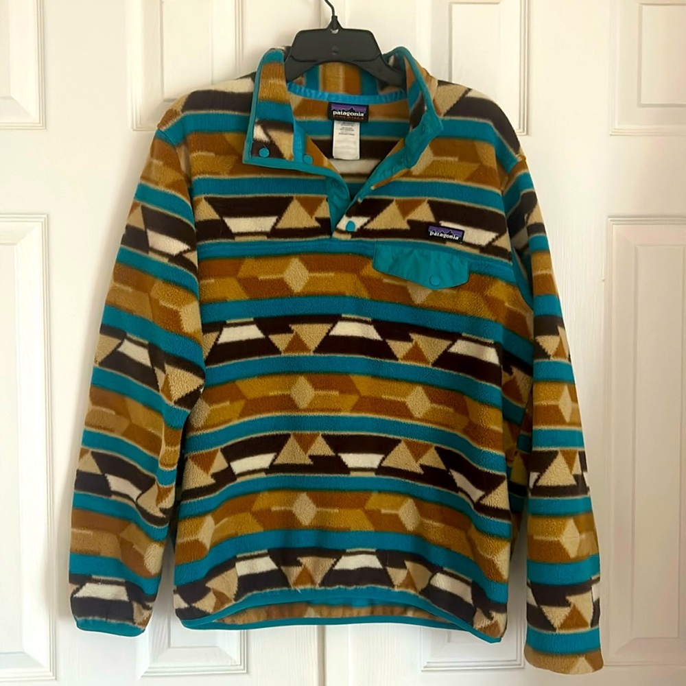 Patagonia sweatshirt